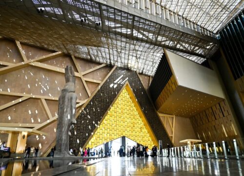 Das Große Ägyptische Museum wird offiziell eröffnet – Delegationen erleben eine unvergessliche Tour durch Atrium, Große Treppe und Tutanchamun-Halle