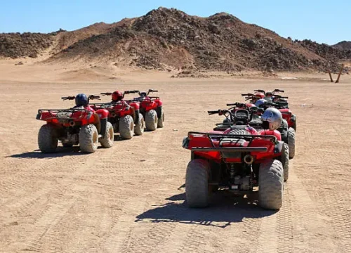 Quad Tours in Hurghada – Wüstenabenteuer, Adrenalin und unvergessliche Erlebnisse